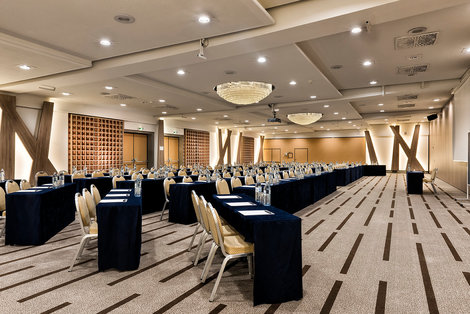 Wyndham Grand Salzburg Conference Centre meeting room