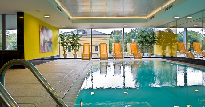 Wyndham Grand Salzburg Conference Centre Pool
